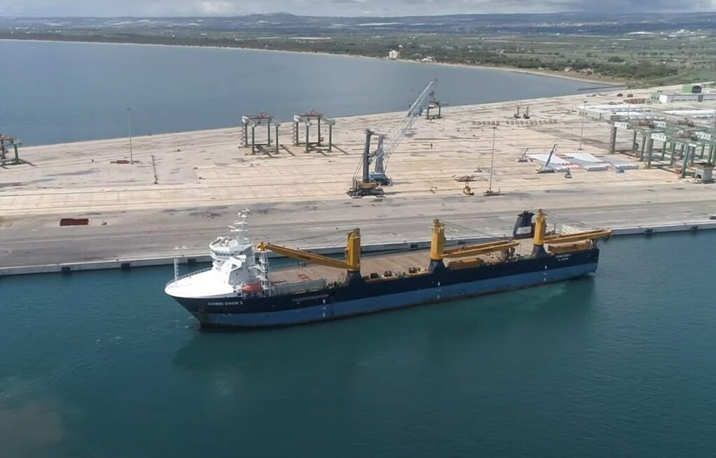 Vestas ships largest single vessel blade shipment from Italy to Washington, USA Thumbnail